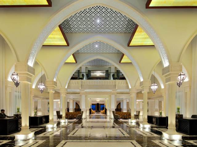 фото отеля Sheraton Sharjah Beach Resort & Spa изображение №5