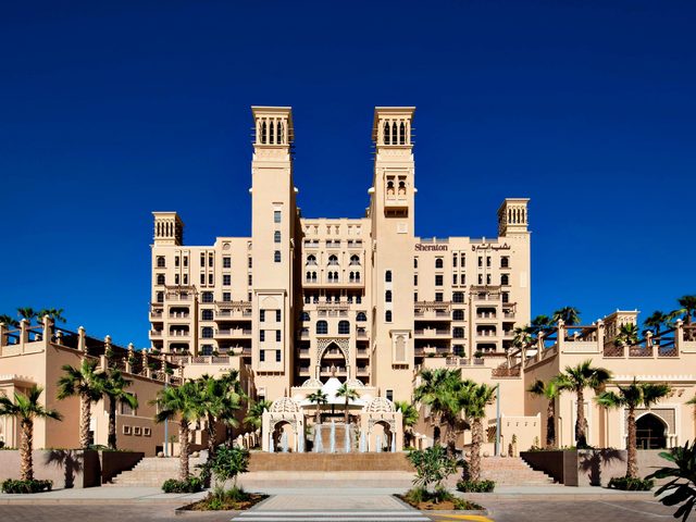фотографии отеля Sheraton Sharjah Beach Resort & Spa изображение №7
