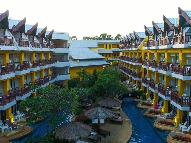 фото отеля Woraburi Phuket Resort & Spa изображение №25