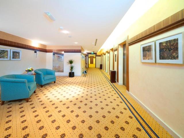 фото отеля City Seasons Al Hamra изображение №21