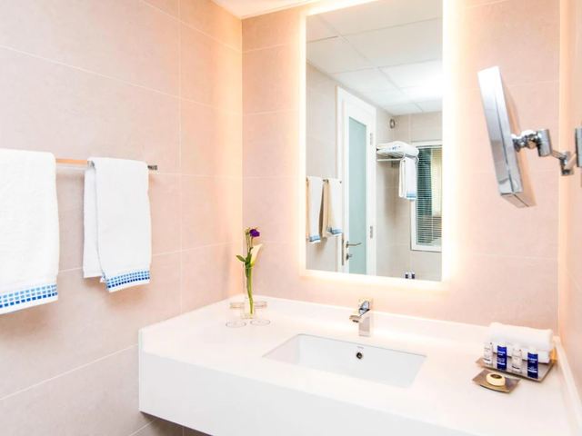 фотографии Al Habtoor Grand Resort, Autograph Collection (ex. Habtoor Grand Resort & Spa) изображение №84