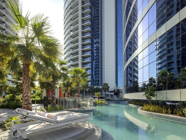 http://Paramount%20Dubai