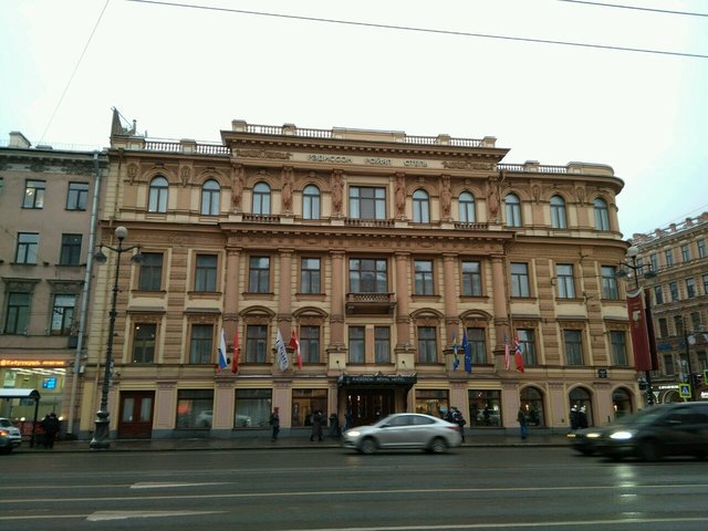 http://Cosmos%20Selection%20Saint-Petersburg%20Nevsky%20Royal%20Hotel,%20A%20Member%20Of%20Radisson%20Individuals%20(ex.%20Radisson%20Royal)