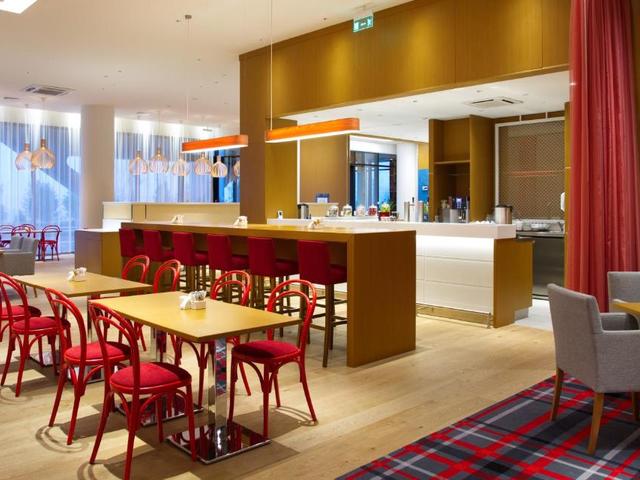 фото Hampton Вy Hilton Saint Petersburg ExpoForum (Хэмптон Хилтон Санкт-Петербург Экспофорум) изображение №2