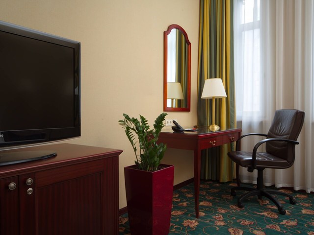 фото отеля Сафмар Тверская Москва (ex. Марриотт Тверская) изображение №13