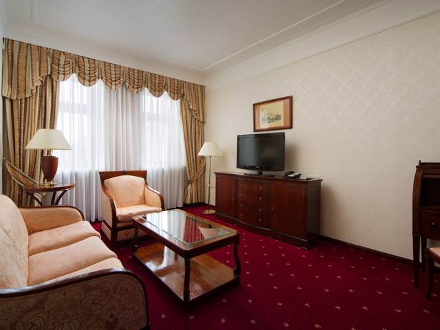 фото отеля Сафмар Тверская Москва (ex. Марриотт Тверская) изображение №5