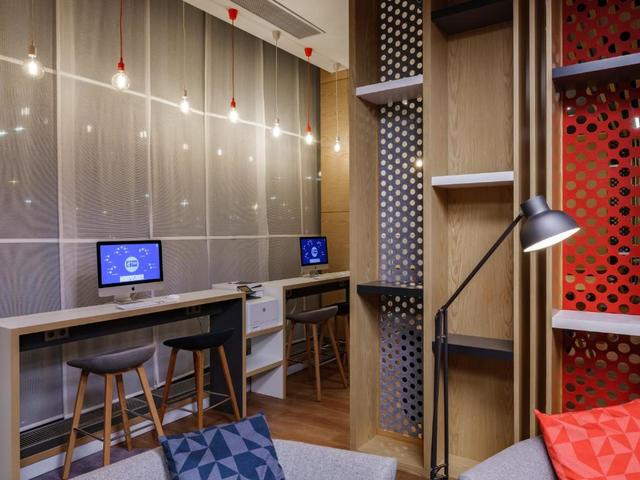 фото Holiday Inn Express Moscow Sheremetyevo Airport (Холидей Инн Экспресс Москва Шереметьево Аэропорт) изображение №34
