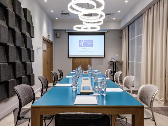 фото Holiday Inn Express Moscow Sheremetyevo Airport (Холидей Инн Экспресс Москва Шереметьево Аэропорт) изображение №30