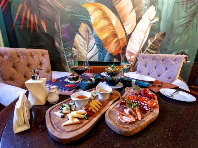 фото отеля Corsa Vita (ex. Гостиница На Улице 1905 Года) изображение №5