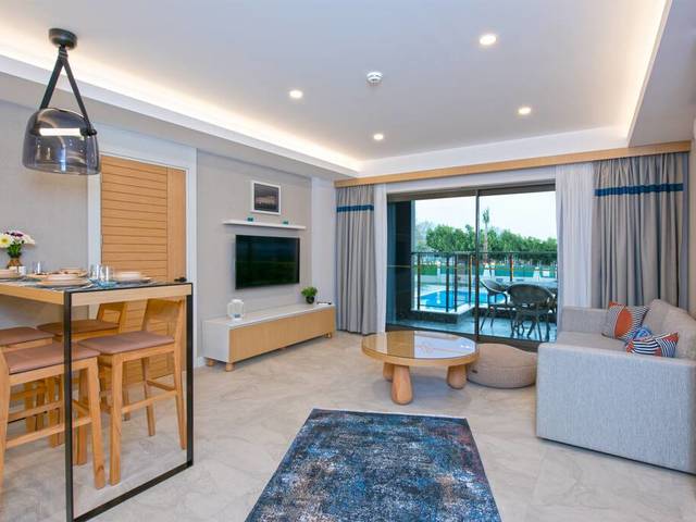 фото A Hotel Side изображение №22