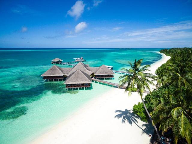 фото Medhufushi Island Resort изображение №18