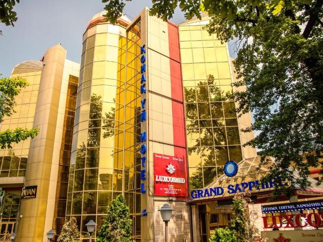 Grand Sapphire (Гранд Сапфир)