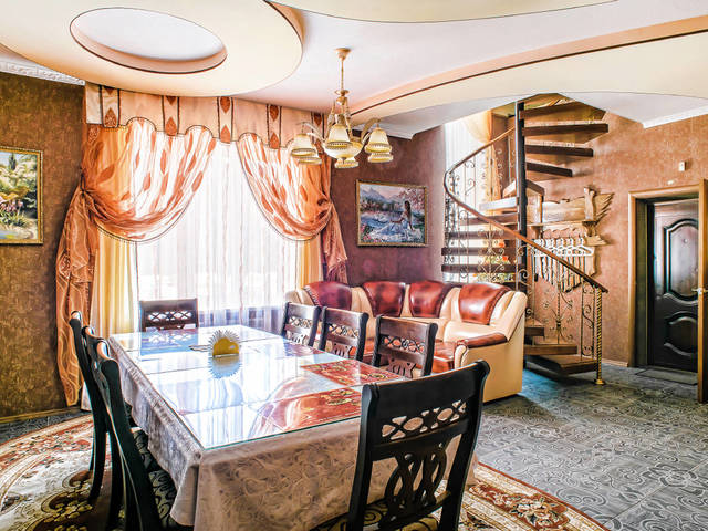 фотографии Гостиный Дом (Gostiniy Dom) изображение №48