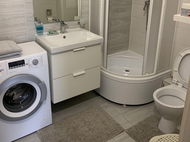 фото Comfort Apartments (Октябрьская Набережная, 34/4) изображение №10