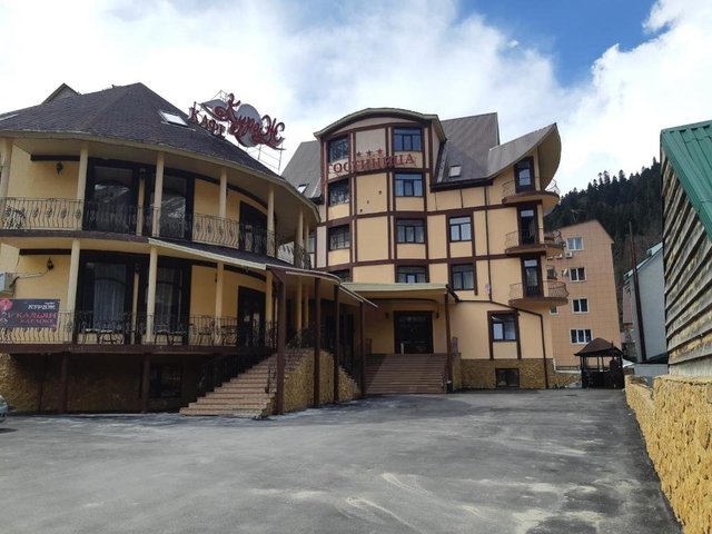 Hotel