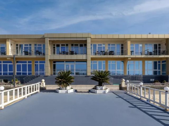 фото отеля Lazur Beach By Stellar Hotels (Лазурь Бич Бай Стеллар Хотелс) изображение №1