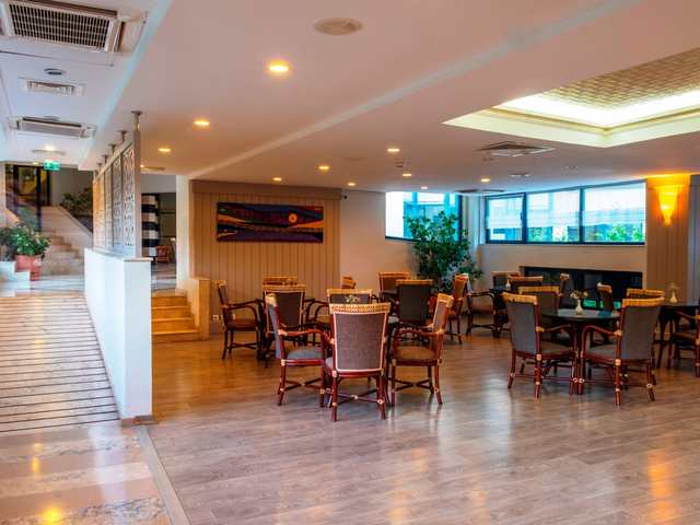 фото Queen's Park Le Jardin (ex. Le Jardin Resort) изображение №30