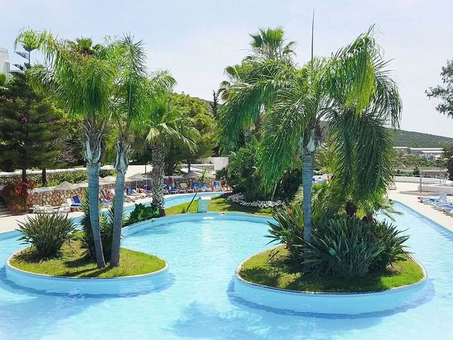 фото отеля Bodrum Holiday Resort & Spa (ex. Majesty Club Hotel Belizia) изображение №29