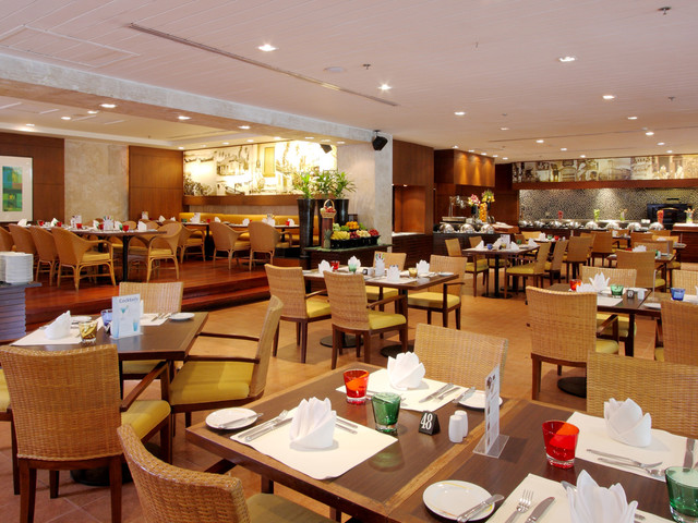 фотографии отеля Hilton Phuket Arcadia Resort & Spa изображение №35