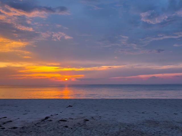 фото Outrigger Khao Lak Beach Resort (ex.Manathai; Royal Bangsak Beach Resort) изображение №58
