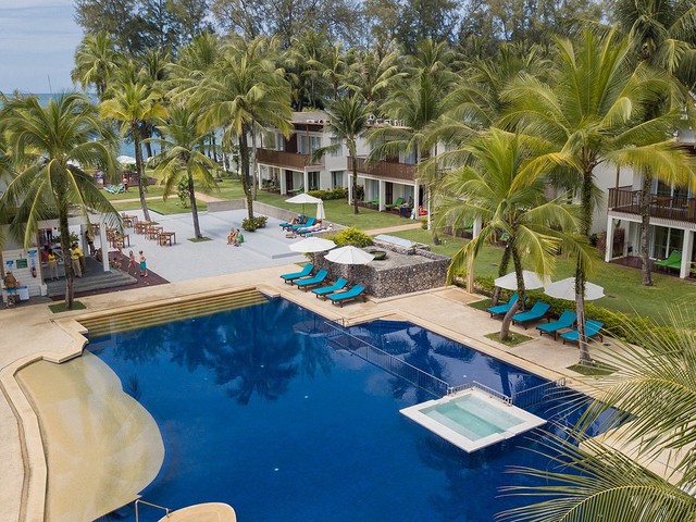 фото отеля The Briza Beach Resort (ex. The Briza Khao Lak) изображение №49