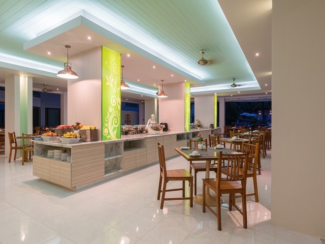 фото The Briza Beach Resort (ex. The Briza Khao Lak) изображение №42