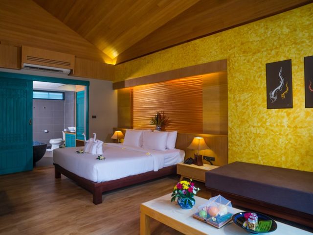 фотографии Weekender Resort & Spa изображение №16
