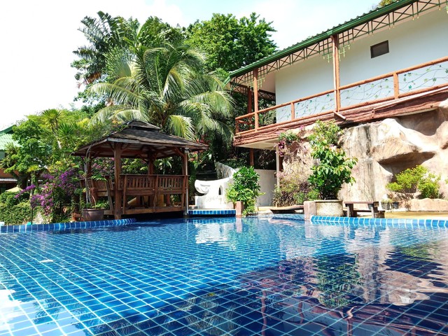 фото отеля Kata Garden Resort изображение №1