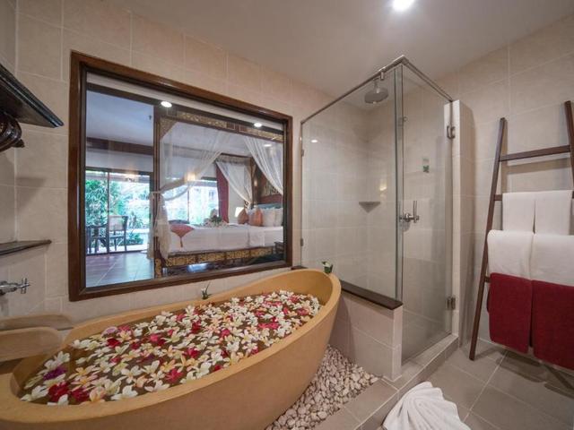 фото отеля Kata Palm Resort & Spa изображение №13