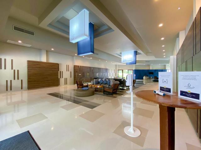 фото Tui Blue (ex. Beachfront Resort; Sensimar Khaolak Beachfront) изображение №26