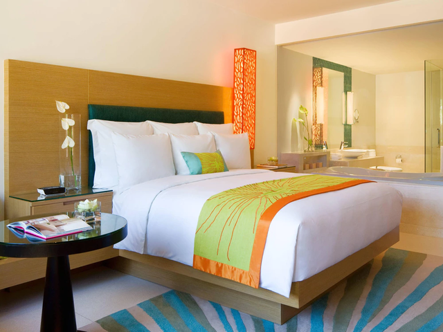 фото отеля Renaissance Phuket Resort & Spa изображение №21