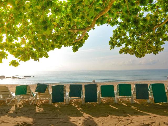 фотографии First Bungalow Beach Resort изображение №32