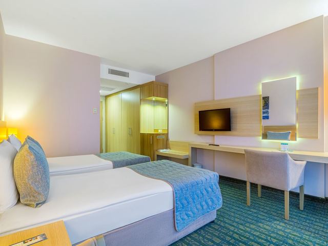 фото Justiniano Club Park Conti изображение №2
