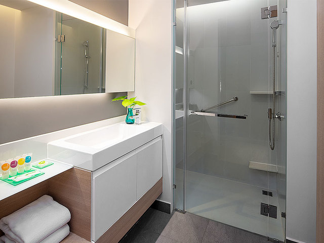 фото The Andaman Beach (ex. Hyatt Place Phuket Patong) изображение №54
