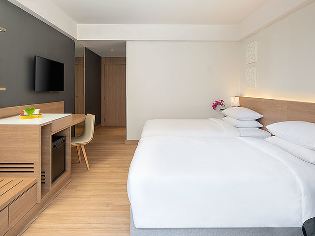 фото The Andaman Beach (ex. Hyatt Place Phuket Patong) изображение №46