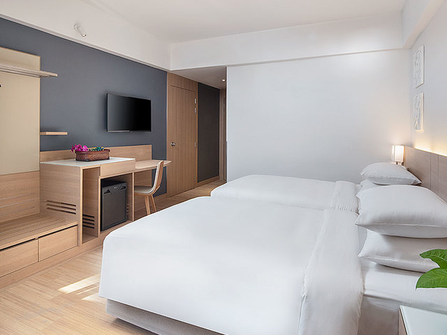 фото The Andaman Beach (ex. Hyatt Place Phuket Patong) изображение №42