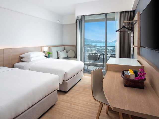 фотографии The Andaman Beach (ex. Hyatt Place Phuket Patong) изображение №32