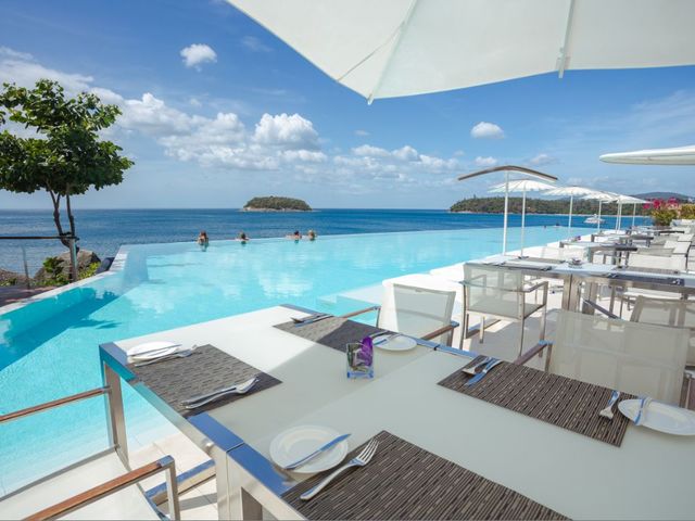 фотографии Kata Rocks Resort & Residences изображение №44
