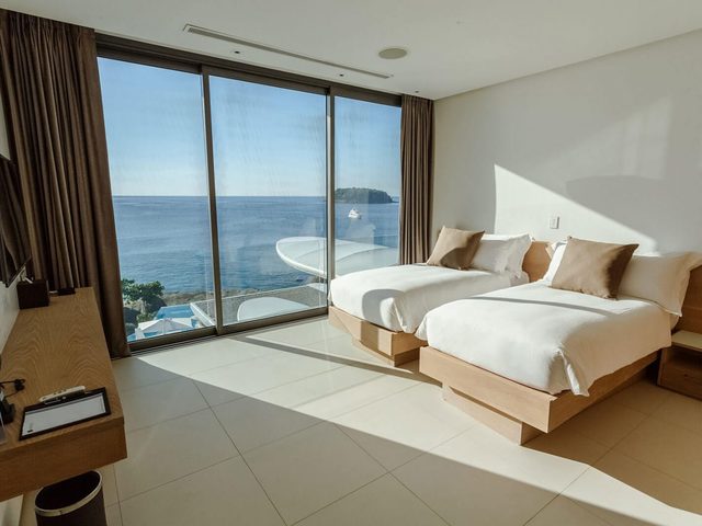 фотографии отеля Kata Rocks Resort & Residences изображение №7