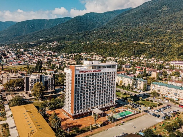 фотографии отеля Гранд Отель Абхазия (Grand Hotel Abkhaziya) изображение №7
