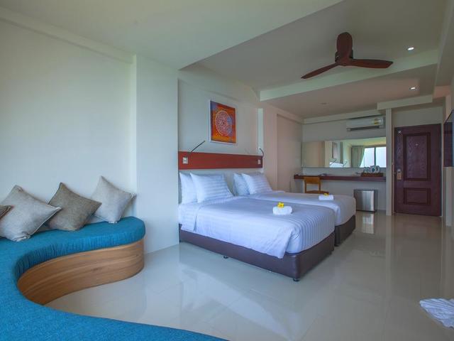 фото отеля Surin Beach Resort  изображение №45