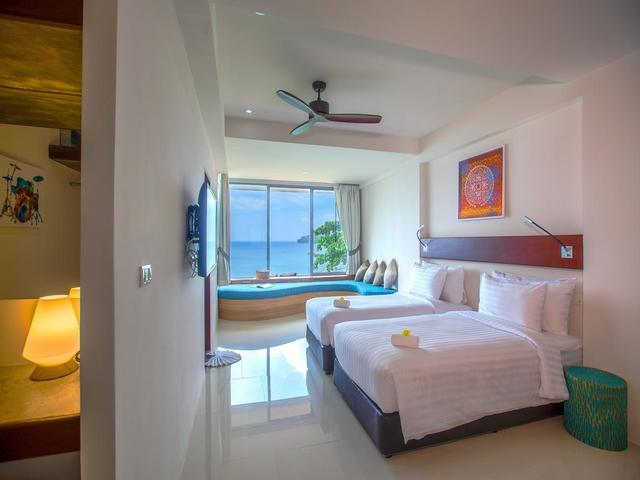 фото Surin Beach Resort  изображение №38