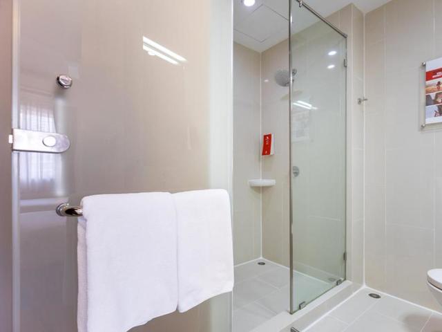 фото Red Planet (ex. Tune Hotel Pattaya) изображение №22