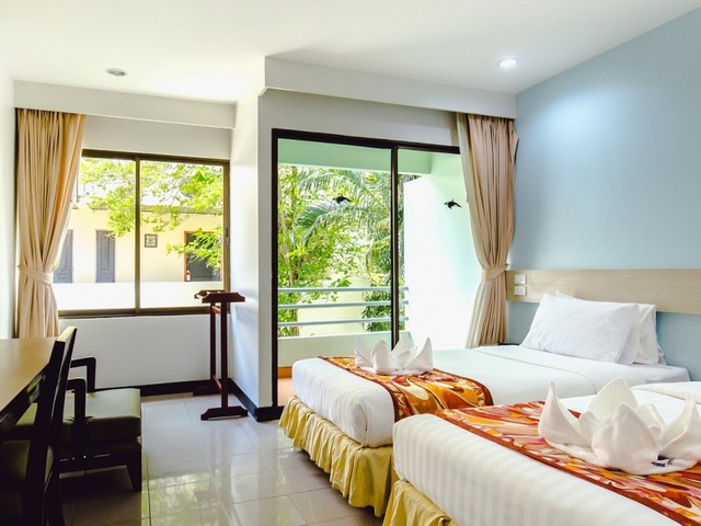 фото отеля Karon Whale Resort изображение №29