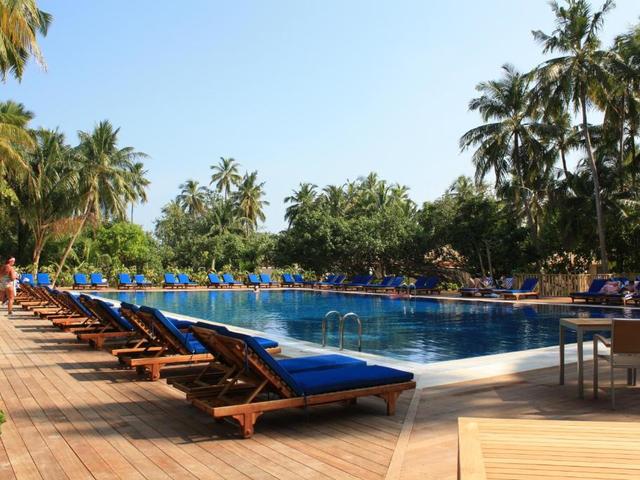 фотографии Vilamendhoo Island Resort & Spa изображение №16