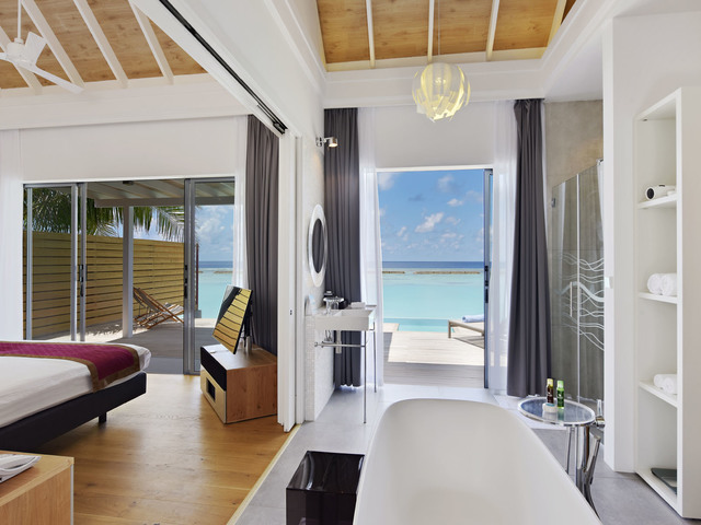 фото отеля Kuramathi Maldives (ex. Kuramathi Island Resort) изображение №33