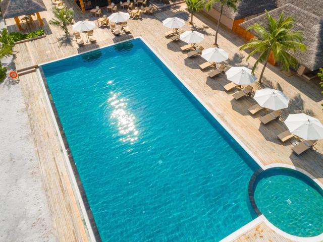 фотографии отеля Kudafushi Resort & Spa изображение №11