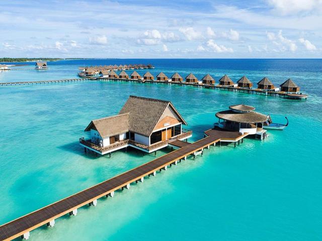фото отеля Mercure Maldives Kooddoo Resort изображение №21