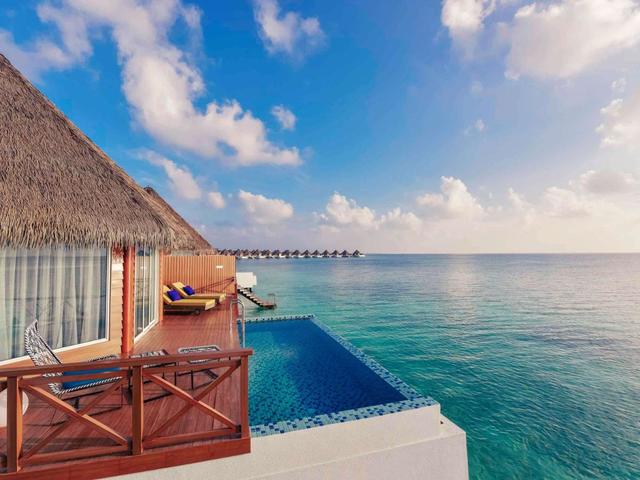 фотографии отеля Mercure Maldives Kooddoo Resort изображение №15