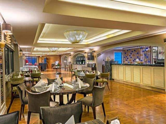 фото Windsor Hotel & Convention Centre Istanbul (ex. Titanic Business Golden Horn; Titanic Business Europe) изображение №2